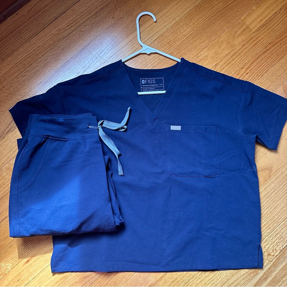 Figs Navy Blue Scrub Set
